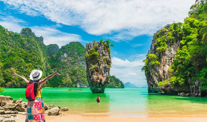 $100 million global online travel aggregator company offloaded manual processes and went the extra mile with Salesforce automation